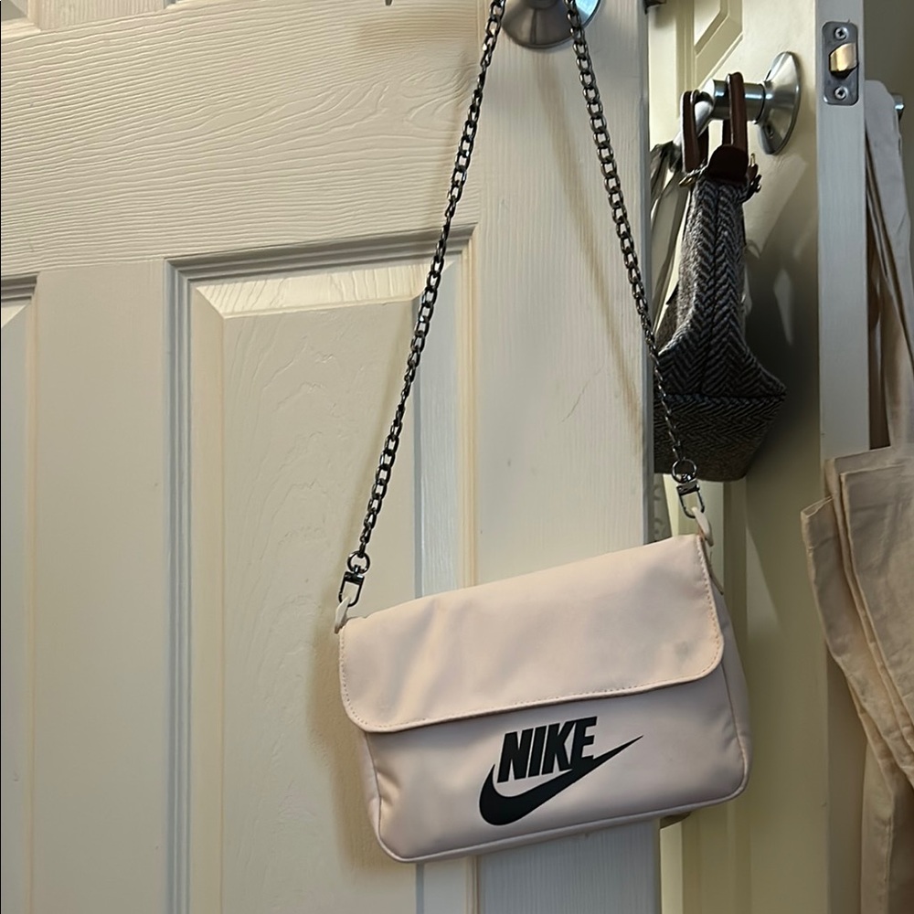 Nike Women's Cream Shoulder,crossbody Bag